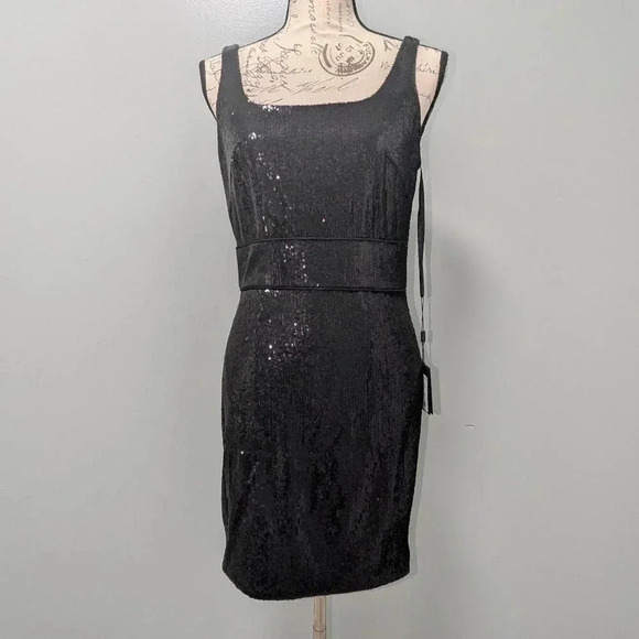 NWT Mac Duggal Black Sequined Sample dress Style 27131 - Picture 1 of 4